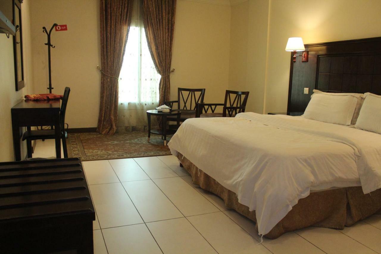 Al Harira Al Motamaiza Furnished Apartment Djedda Buitenkant foto